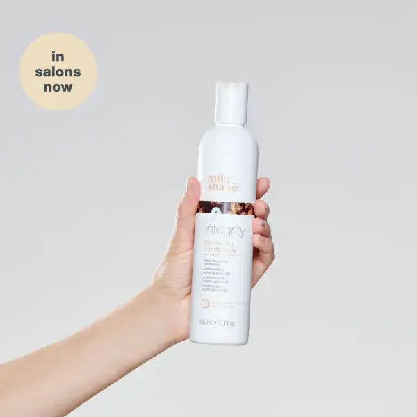 Balsam hranitor pentru par uscat si deteriorat Milk Shake Integrity Nourishing 300ml