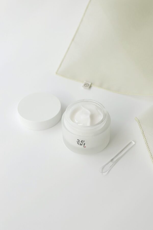 8809525249565_8 Crema de fata intens hidratanta Beauty of Joseon Dynasty 50ml