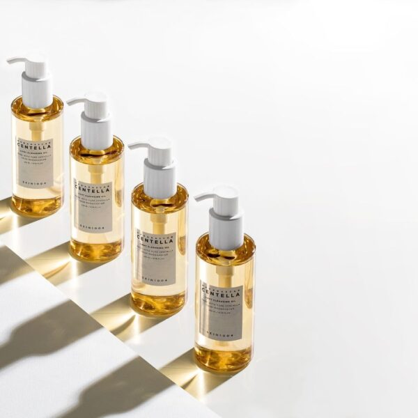 ulei-demachiant-skin1004 Ulei demachiant pentru fata bland cu Centella Skin1004 Light Cleansing Oil 200ml