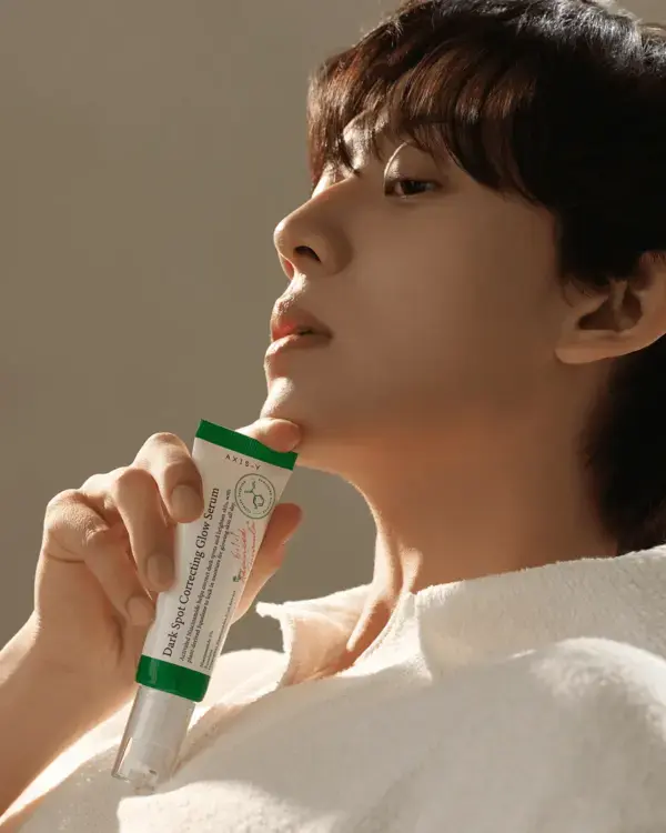 Ser pentru corectarea petelor pigmentare Axis-Y Dark Spot Correcting Glow 50ml