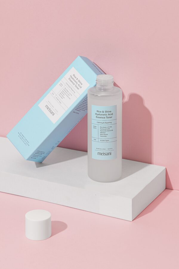 Toner cu orez pentru stralucire si hidratare Meisani Rice And Shine Hyaluronic Acid Essence 150ml