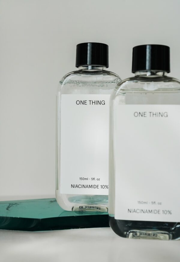 Toner calmant si iluminator One Thing Niacinamide 10% 150ml