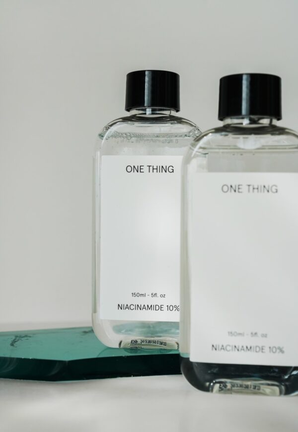 Toner calmant si iluminator One Thing Niacinamide 10% 150ml