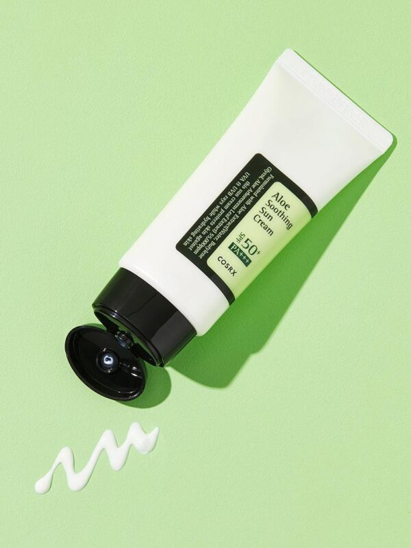 Crema de fata cu aloe vera si protectie solara SPF50 PA+++ COSRX Aloe Soothing Sun Cream 50ml